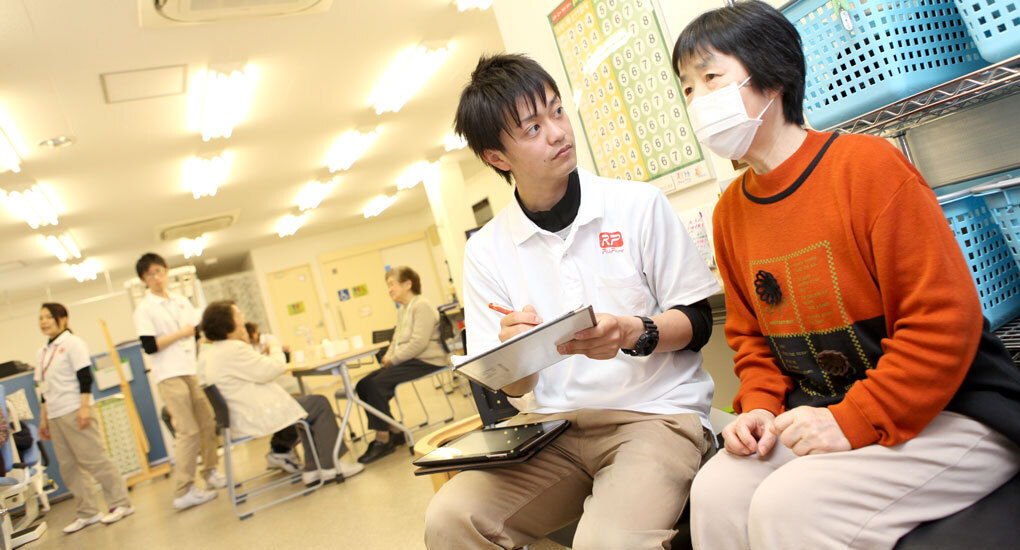お年寄りを介助して護る「介護」から<BR>人生の大先輩を敬って護る「敬護」へ